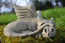 James der blickende Drache
