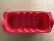 Tupperware Backform Kuchenform aus Silikon Kastenform Kastenwelle rot 