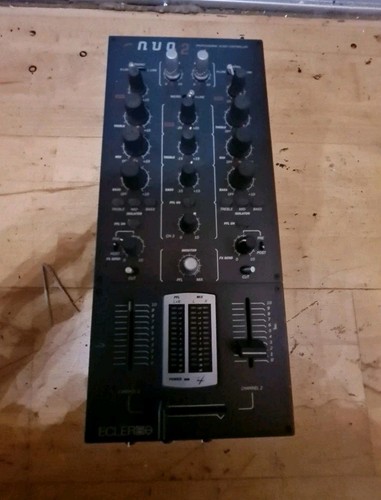 Ecler nou - nou, mixer)