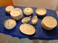 Komplettes Bavaria Porzellan Service mit Goldrand 12 Personen klassisch elegant