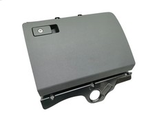 VW Passat 3C Handschuhfach