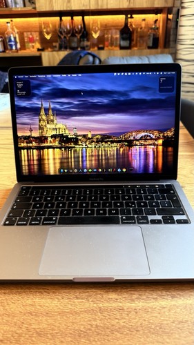 Macbook pro 2022 512gb - 13", m2