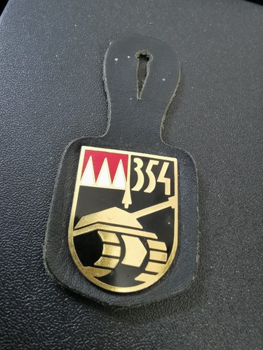 Brustanhänger