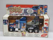 Peterbilt Zugmaschine Country Trucker blaumetallic Box Dickie 341 3832 ca. 1:24