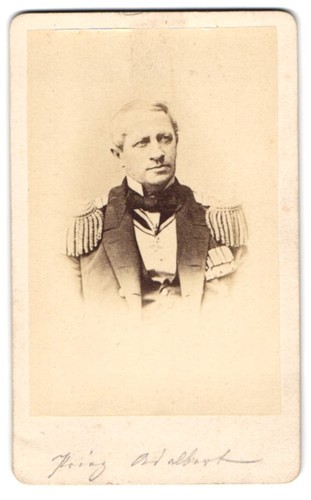 Fotografie admiral adalbert - admiral,