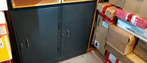 Stück instrumentenschrank - 1,
