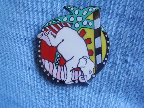 Pin cirkus knie schweizer - cirkus,