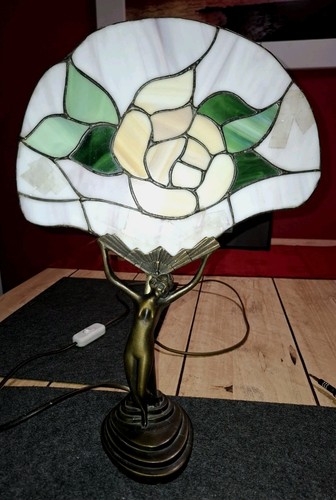 Tischlampe nach art tiffany - tischlampe, /