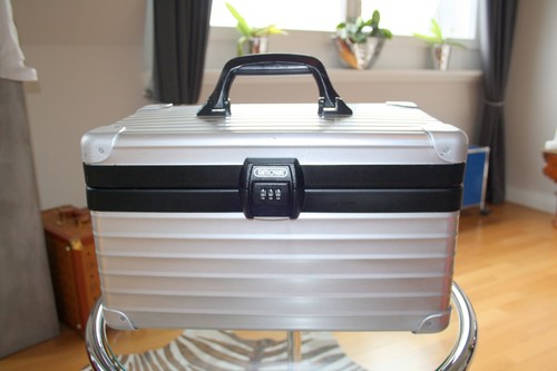 Rimowa beauty case aluminium - beauty, case,