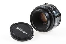 NIKON AF 50mm f/1,8 - SNr: 2078930