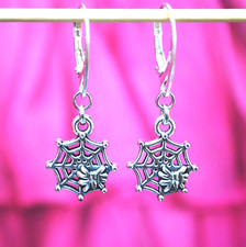 Spinnennetz Ohrringe Brisur