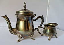 Kleine Teekanne /Mokkakanne   mit  Milchkännchen aus Metall