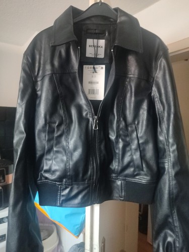 Verkaufe eine lederjacke - verkaufe,