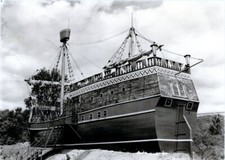 388-Ansichtskarte Saßnitz Neu Mukran Rügen Gaststätte Piratenschiff Ostsee DDR