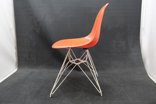Vitra eames fiberglass - eames, side