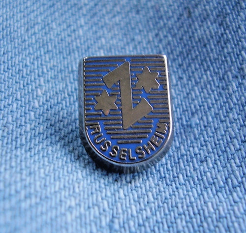 Pin rüsselsheim stadtwappen - pin,