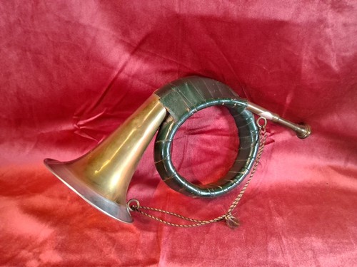 Altes horn jagdhorn - horn, plesshorn