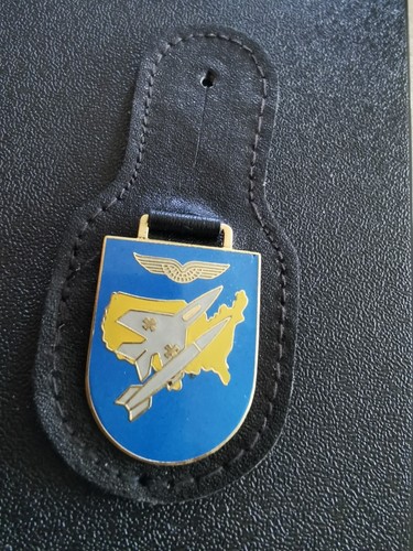 Brustanhänger