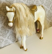 Creme Vintage Barbie Typ Pferd