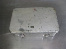 HISTORISCHER AUTOVERBANDKASTEN