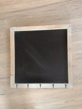 Kreidetafel Wandtafel, vielseitig verwendbar 50 x 50 cm, mit Anhängemöglichkeit