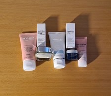 Verschiedene Kosmetikproben von BIOTHERM