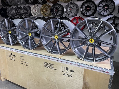 Original ferrari 812 superfast - original,
