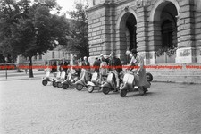 F022778 Augsburg Vespa Club