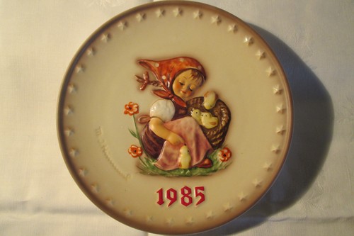 Hummel jahresteller 1985 - , 1