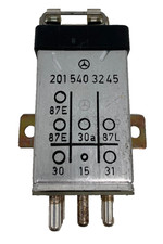 Mercedes-Benz Relais Schalter Überspannungsschutz A2015403245