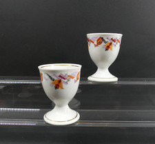 2 typische Art Deco Eierbecher