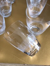 10.  zarte Wassergläser