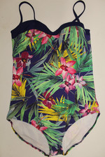 Damen Badeanzug HEINE - Erfrischend anders! Gr. 38 B-Cup sehr schön gut Top