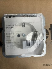GIRA Steckdosenabdeckung System 55 reinweiß