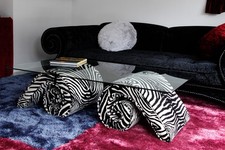 Bretz Design Couchtisch Zebra mit Glasplatte neuwwertig