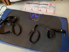 "Skandika" Vibrationsplatte V3000, 4D Vibrations-Technik und drei Motoren.