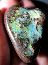 Boulder Opal 128 Ct. 32 x 30
