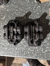 Yamaha MT-09 Tracer XSR900 Vorne Bremssättel Links Rechts Set schwarz 2013-2023