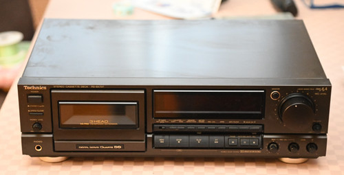 Technics stereo cassette deck - cassette,