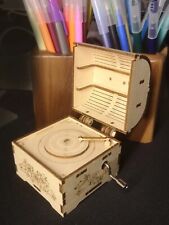 3D Holz Puzzle Schallplattenspieler Spieluhr DIY Bausatz Modell Geschenk Deko