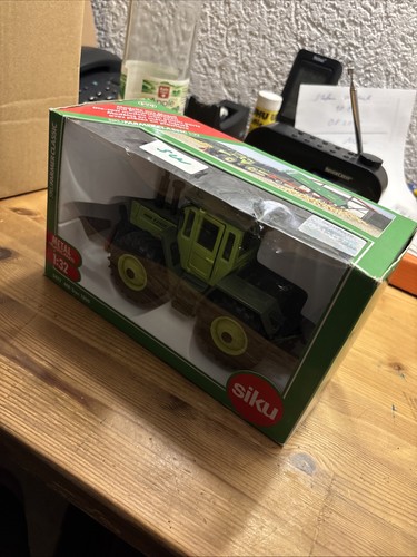 Siku farmer 3477 mercedes - 1:32,