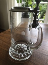 Bierkrug aus Glas mit ERBO Zinn-Deckel geschliffen..