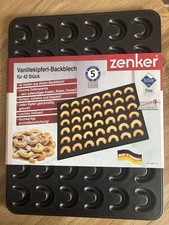 Vanillekipferl-Backblech für 42 Stück von ZENKER mit Rezept