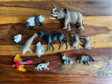 12  SCHLEICH Tiere