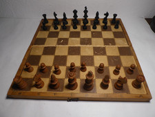 antik Schachspiel Holzfiguren