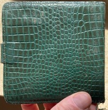 Grüner Ledergeldbeutel in