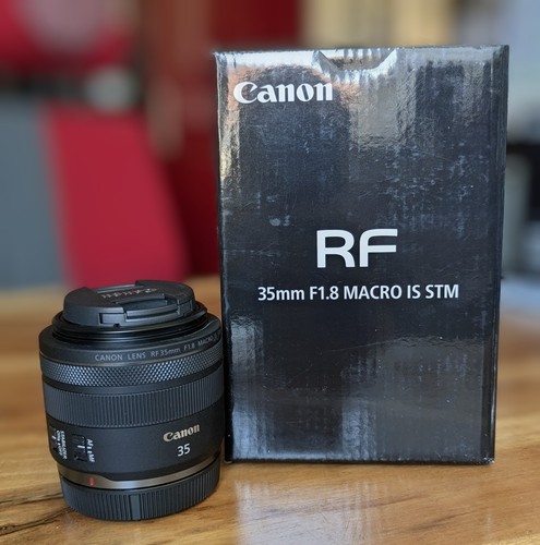 Canon 35mm 8 - f, 1.8