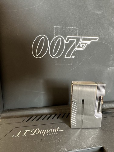Dupont james bond - s.t.,
