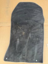 Mercedes W124 Fußmatten Teppich Bodenbelag A1246801840 J073