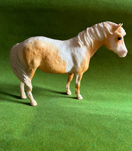 Breyer traditional - breyer,